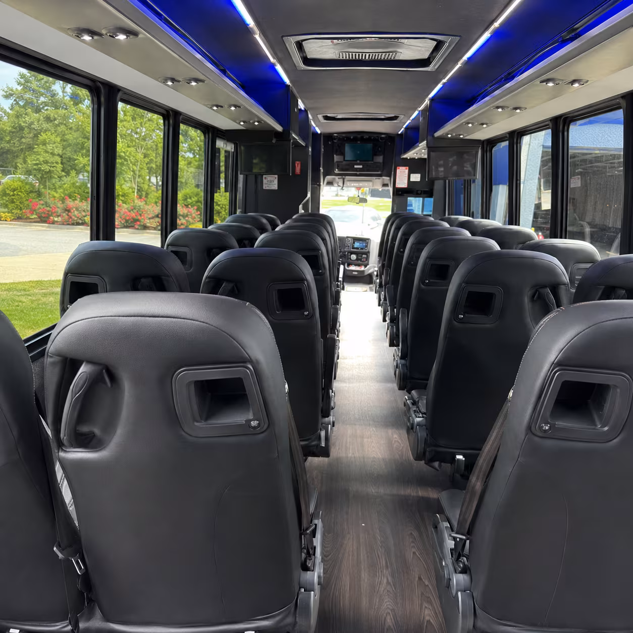 airport transfer buses for grand junction wedding guests flying in