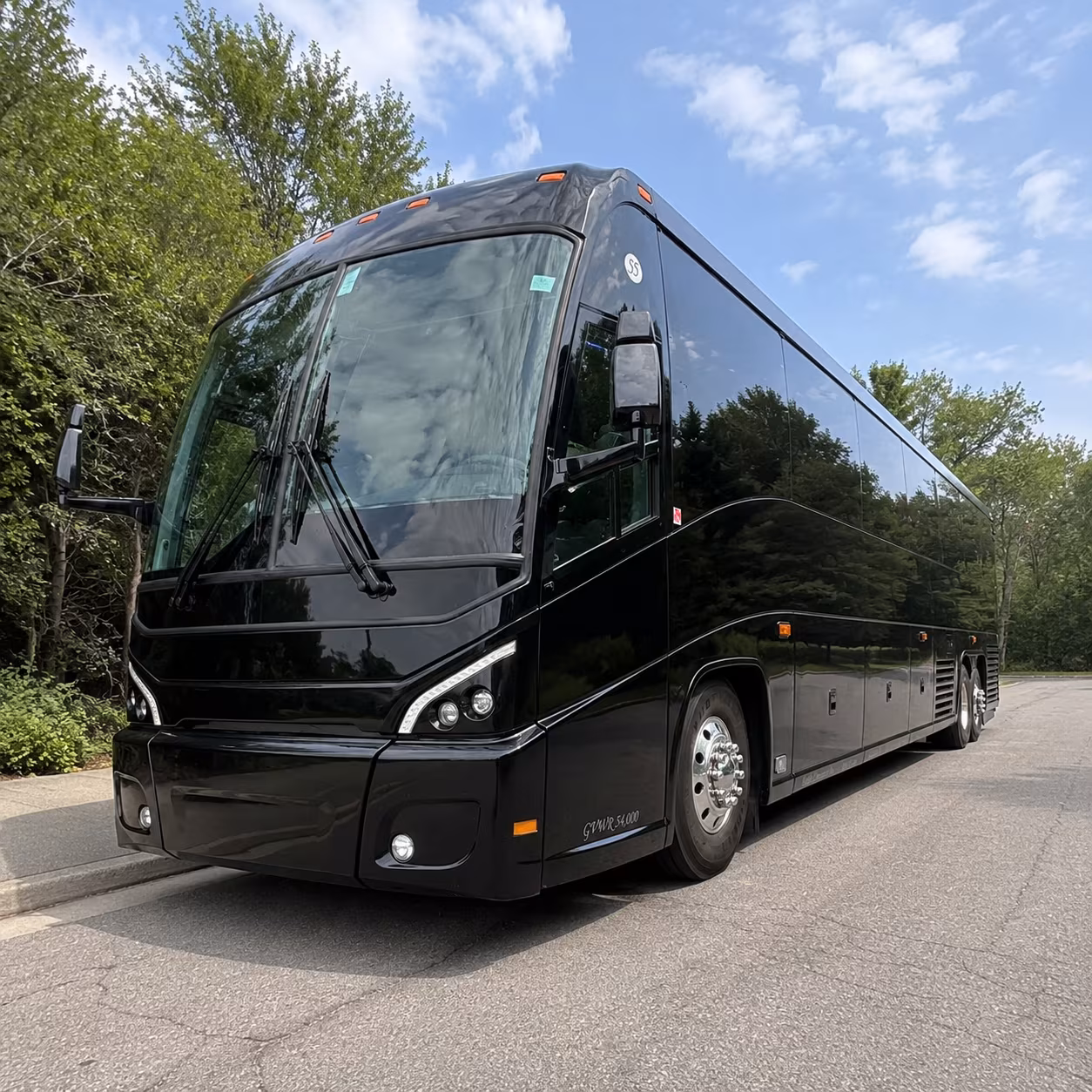 corporate and convention shuttle buses between gjt and downtown grand junction