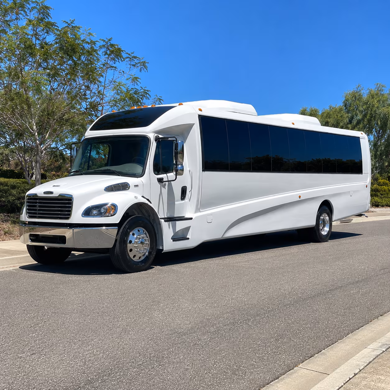 grand junction 20 passenger minibus