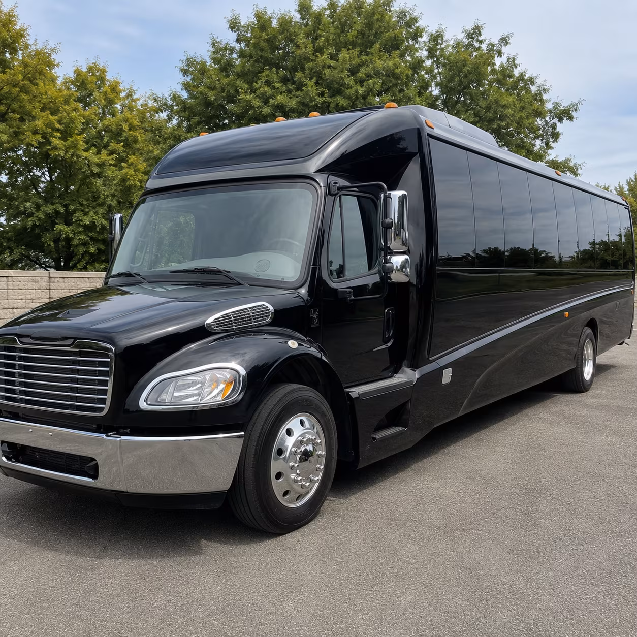 grand junction 25 passenger minibus