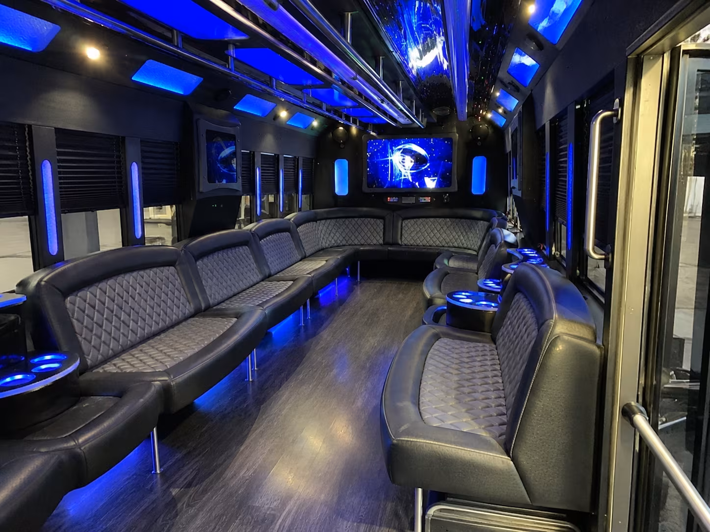 grand junction 28 passenger party bus interior
