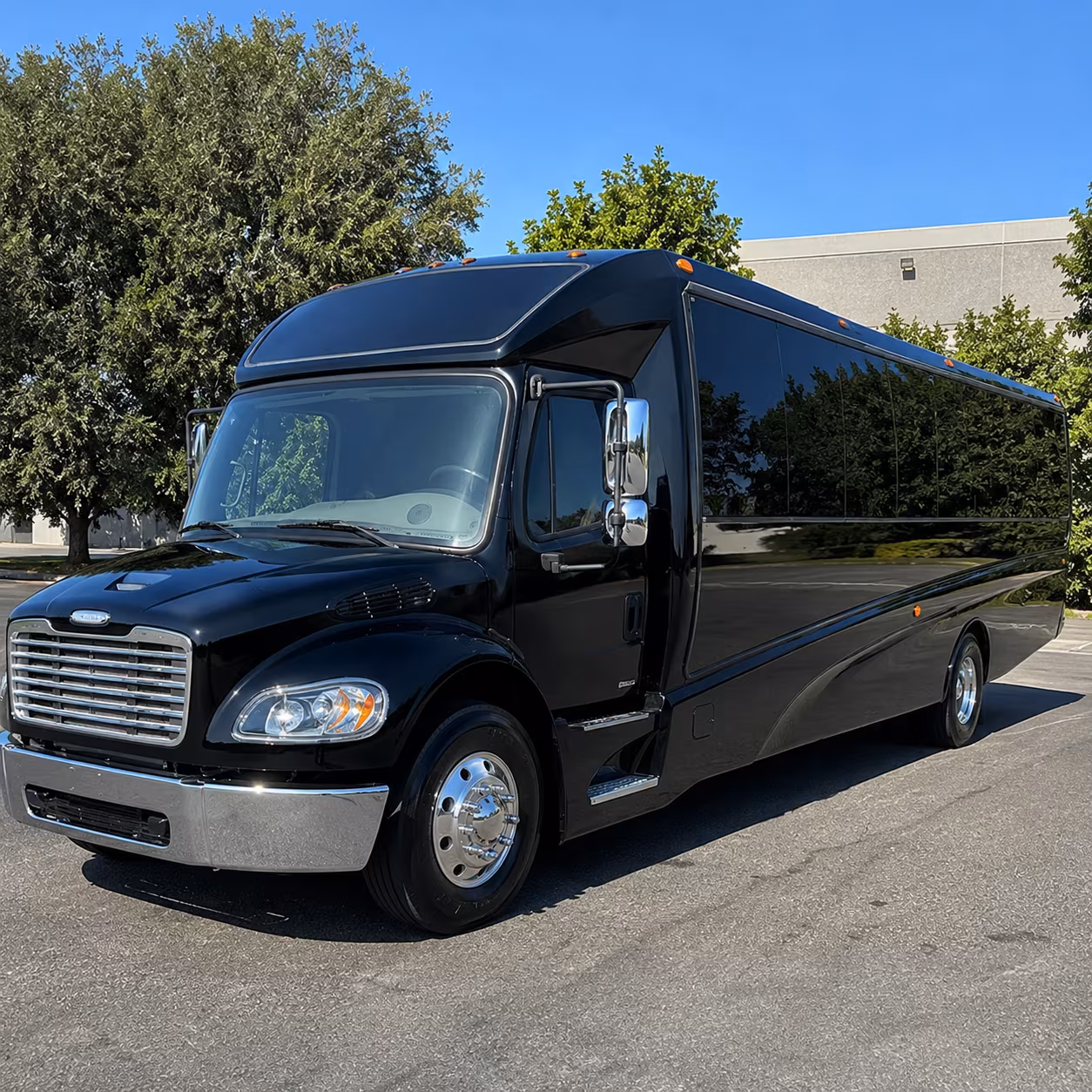 grand junction 30 passenger minibus