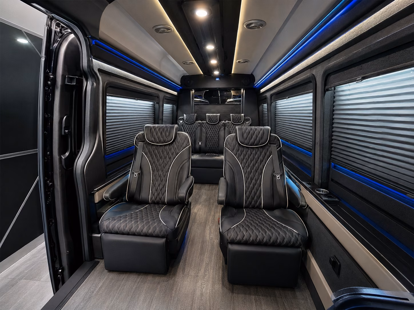 hotel and resort shuttle buses around the grand junction area