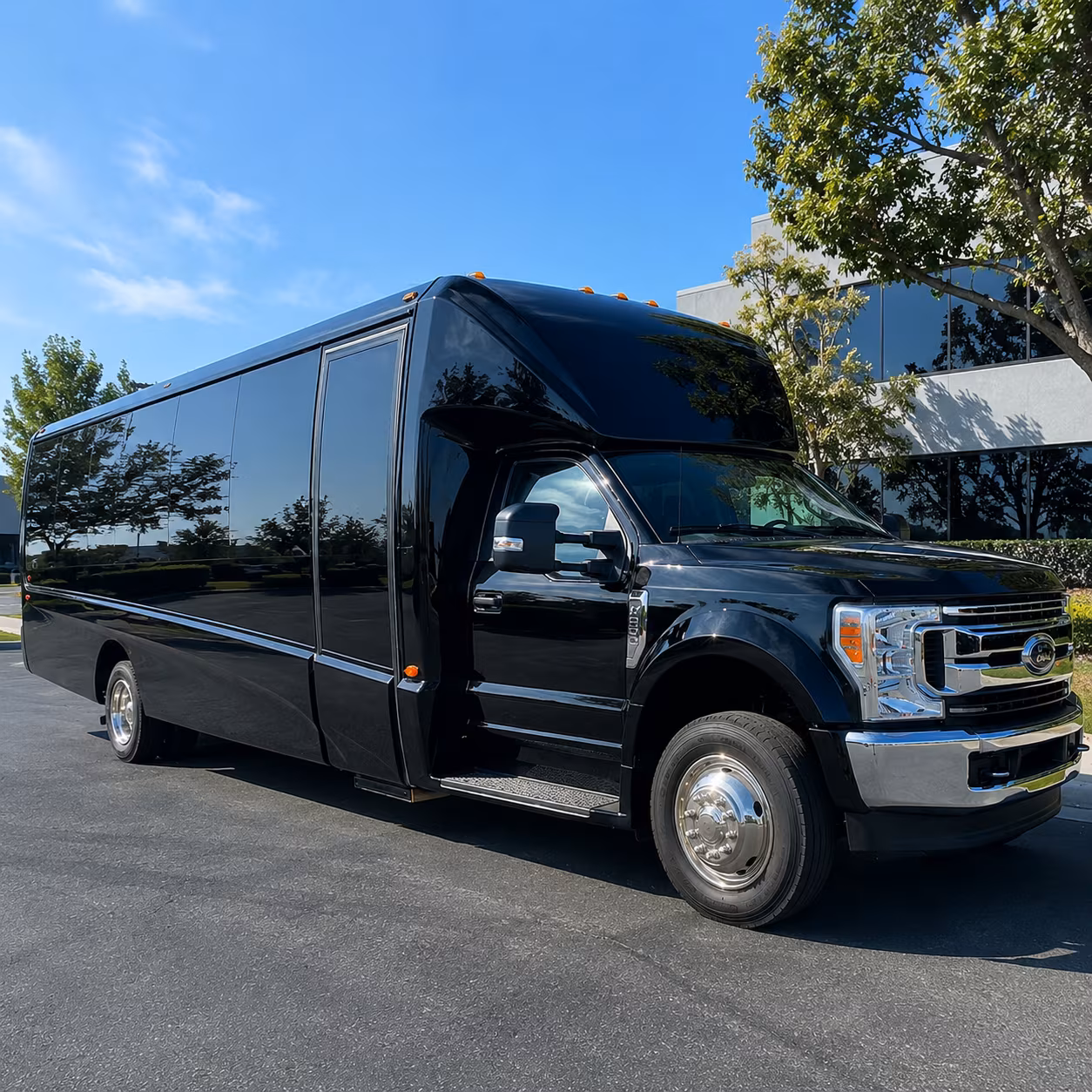minibus rentals for smaller grand junction prom groups