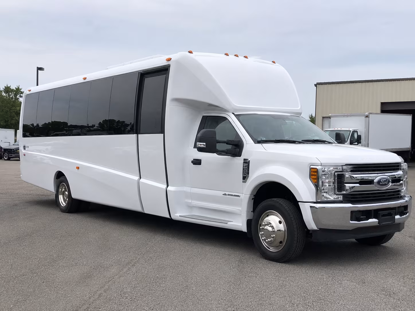 minibuses for dinosaur journey museum trips out of grand junction