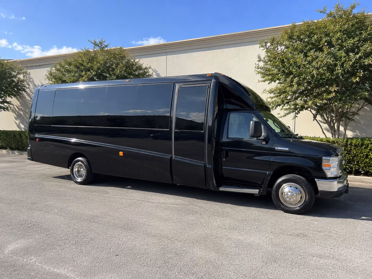 party buses for grand junction wedding parties and bachelorette weekends