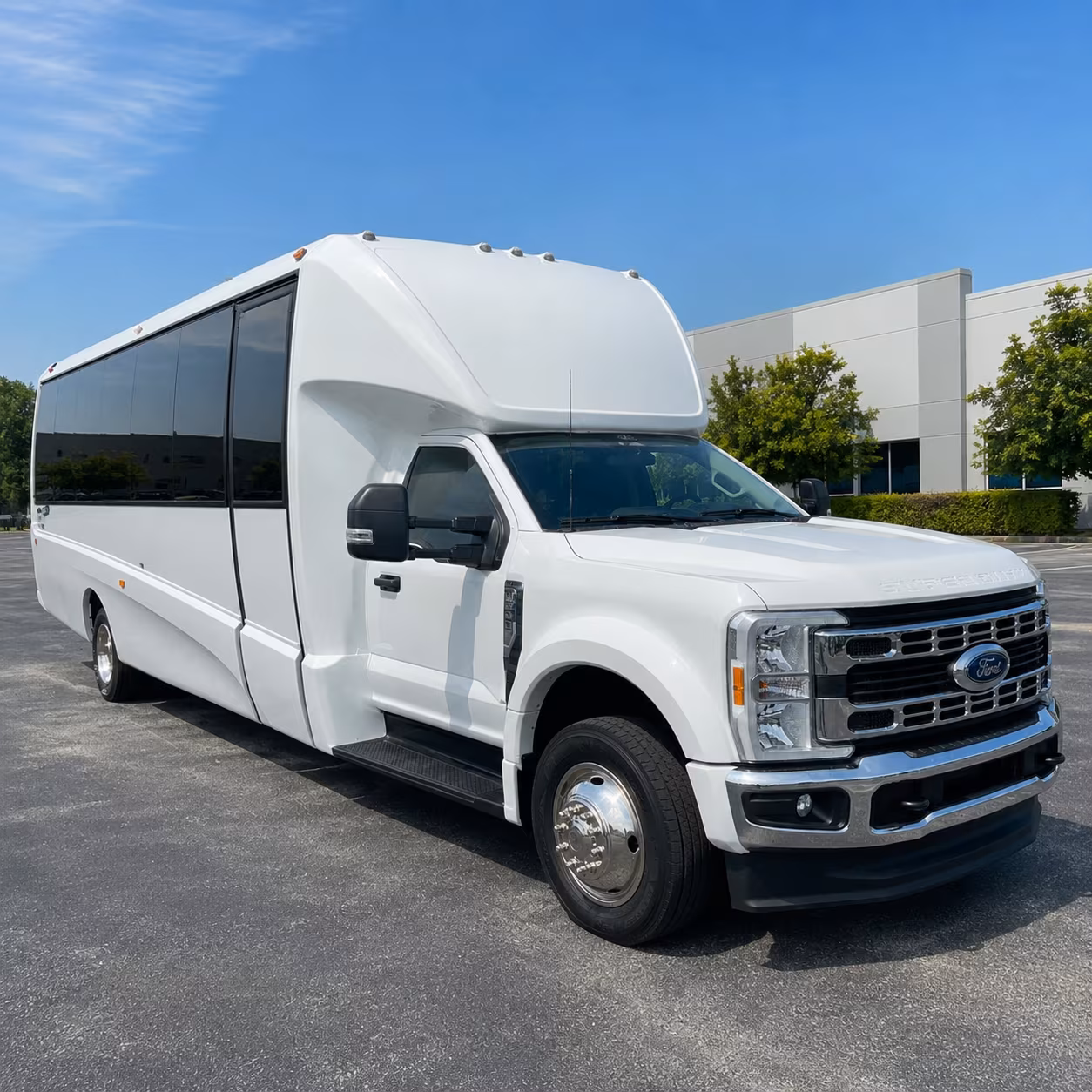 wine country and palisade vineyard tour buses